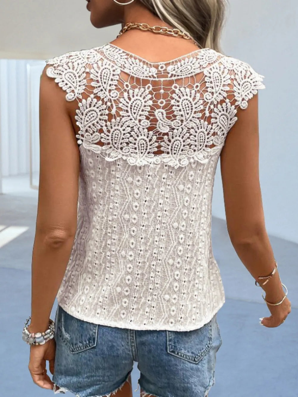 L'ADM - Blouse Décolletée