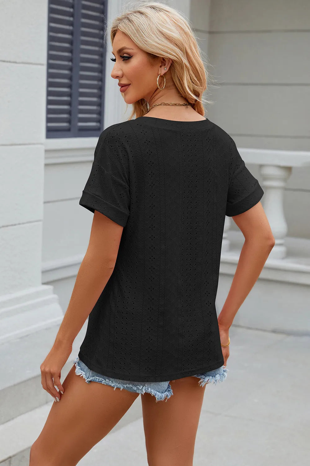 L'ADM - T-shirt Col V - Uni et Décontracté