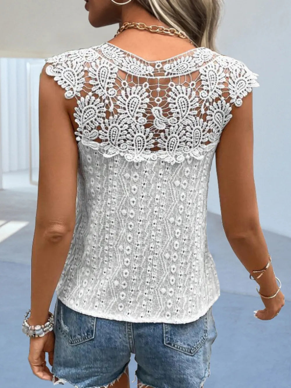 L'ADM - Blouse Décolletée