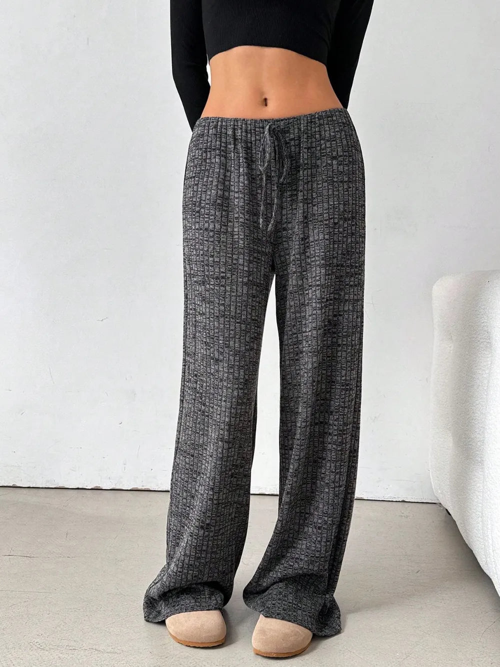 L'ADM – Pantalon Rayé à Jambes Larges et Ceinture