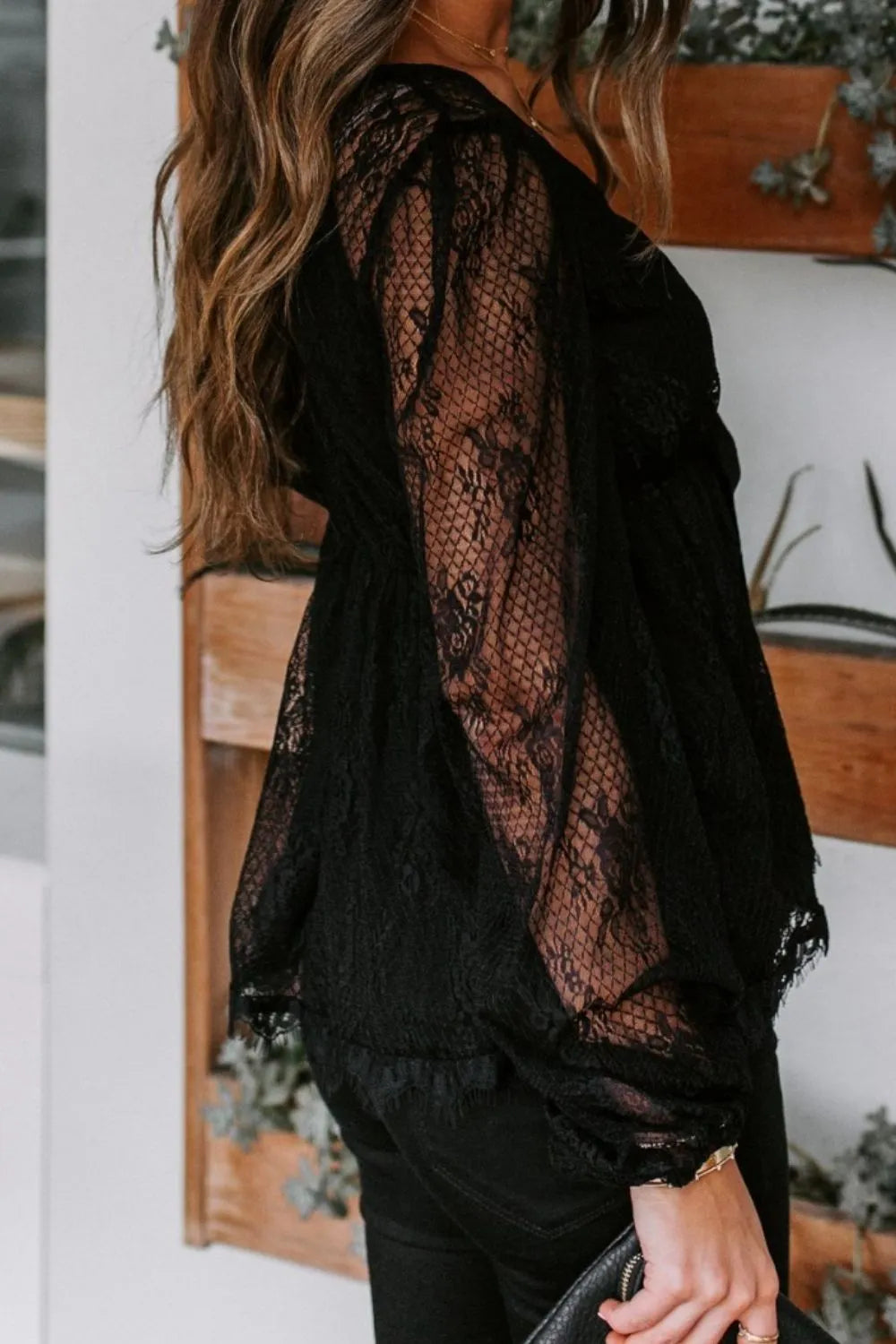 L'ADM - Blouse à Manches Longues avec Dentelle Brodée et Nœud