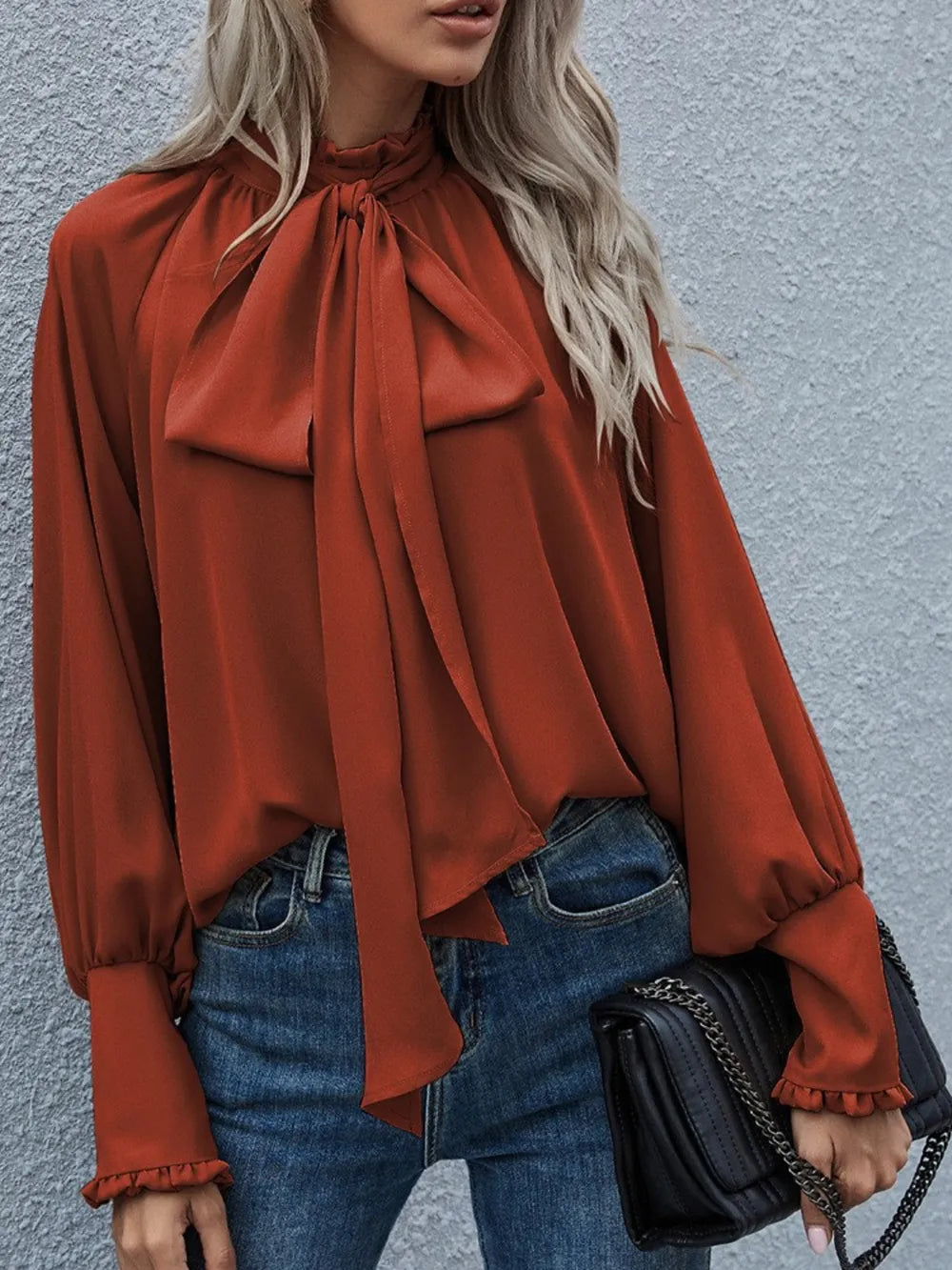 L'ADM - Blouse à Nœud et Manches Bouffantes