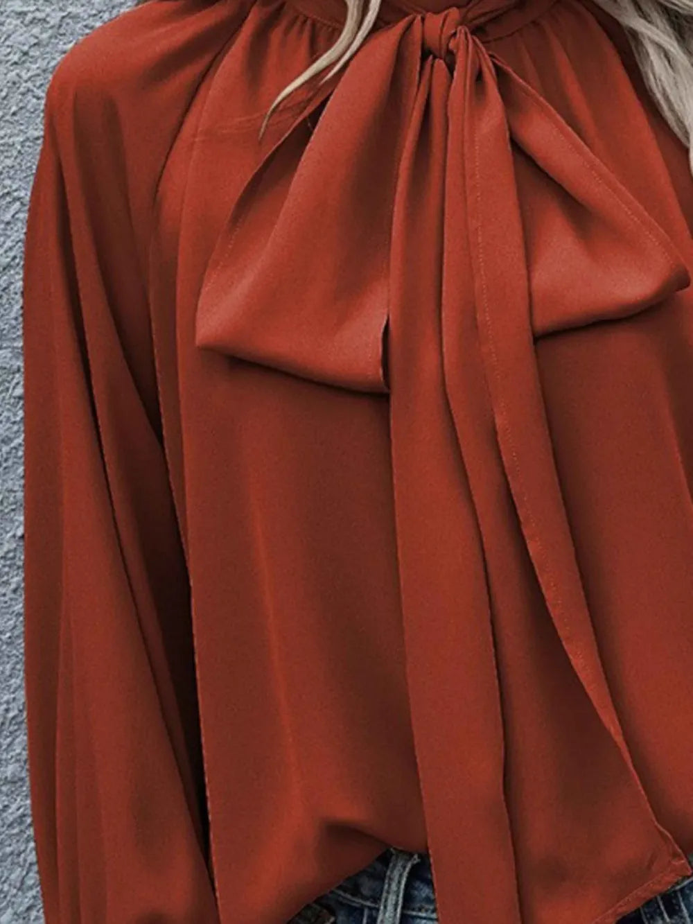 L'ADM - Blouse à Nœud et Manches Bouffantes