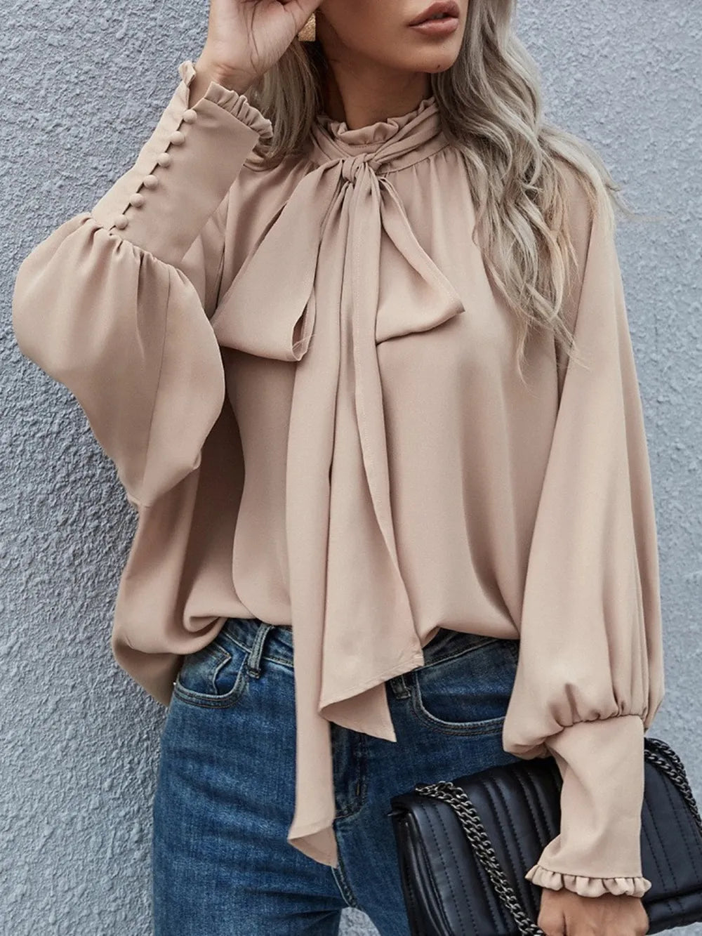 L'ADM - Blouse à Nœud et Manches Bouffantes