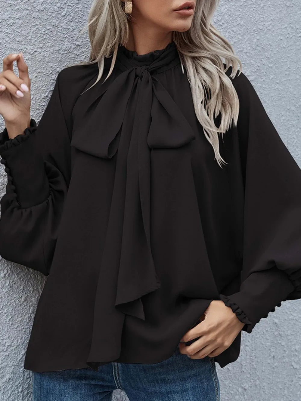 L'ADM - Blouse à Nœud et Manches Bouffantes